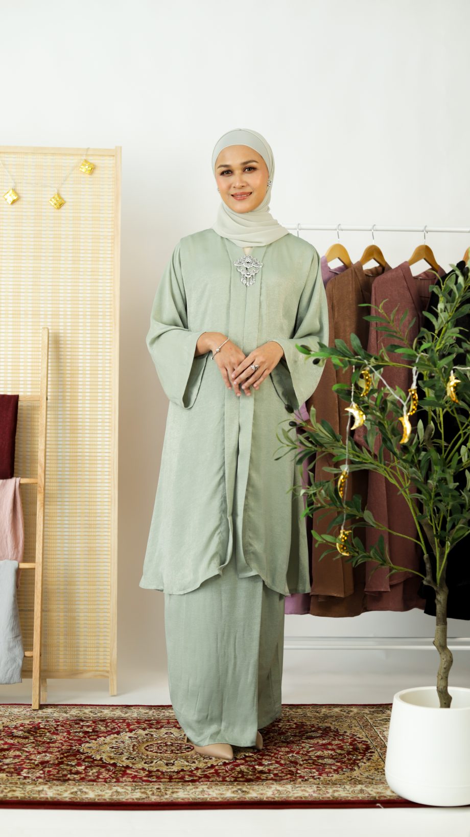 Kebaya - Soft Green